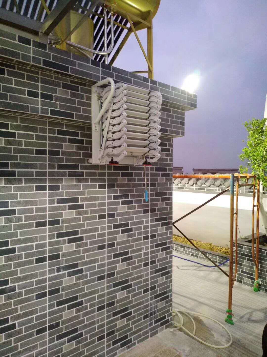 壁挂式楼梯